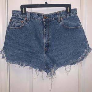 Levi’s X The Vintage Twin custom 551 relaxed fit women’s shorts 28